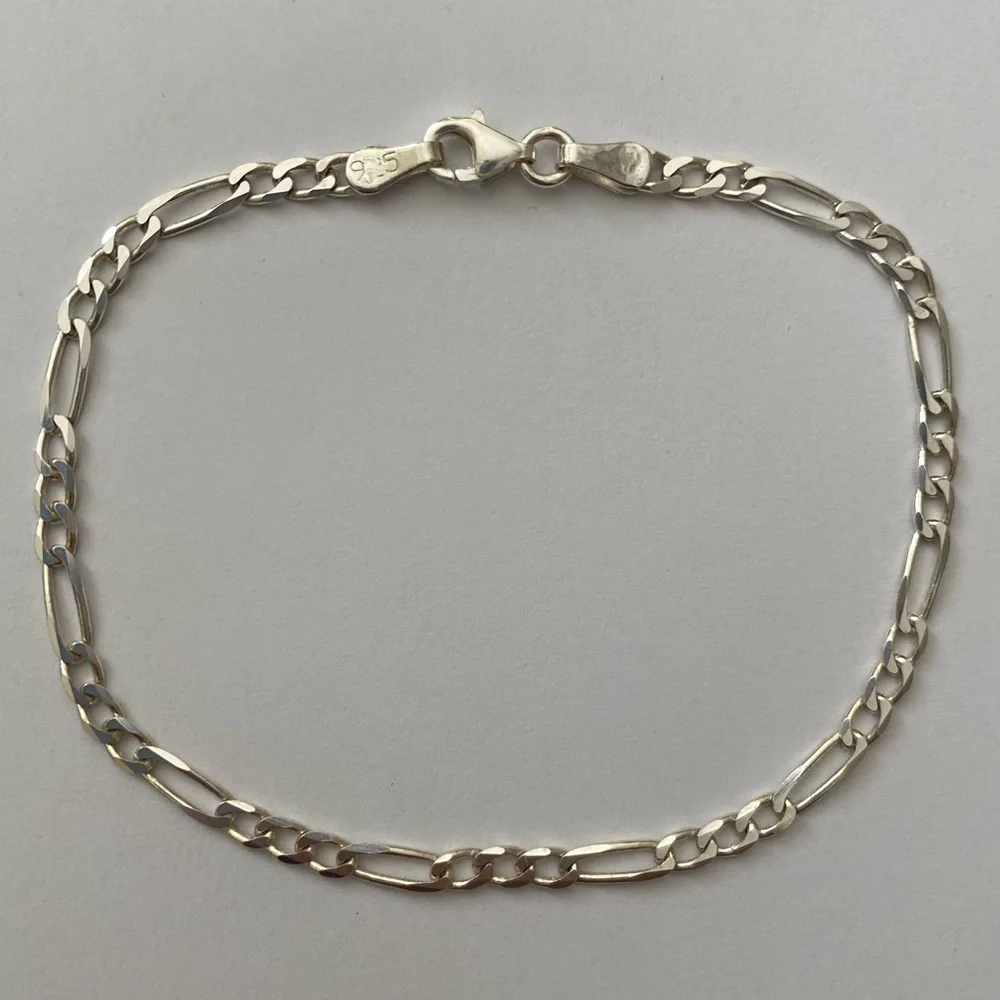 925 Silver 3mm bracelet 8.5 inches figaro chain